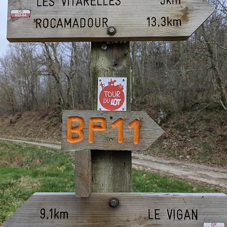 Les Pierres Lotoises- Le *